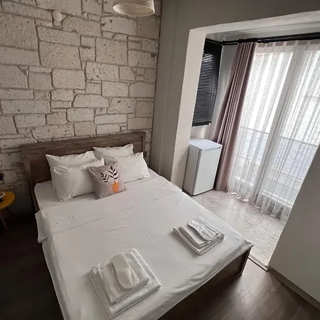 住宿加早餐酒店 Palacaki Çeşme